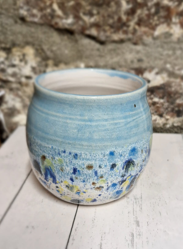 Handmade round bud vase Shoreline Light blue