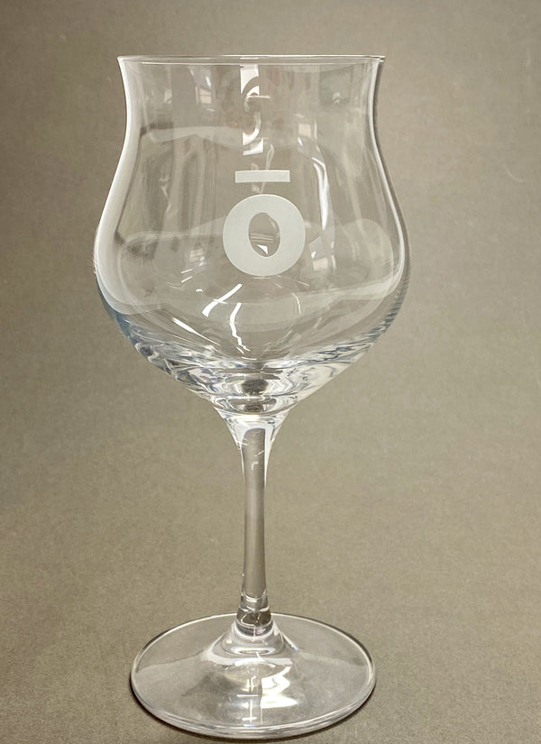 Crystal stemmed gin goblet engraved with St Columba Iona halo mark