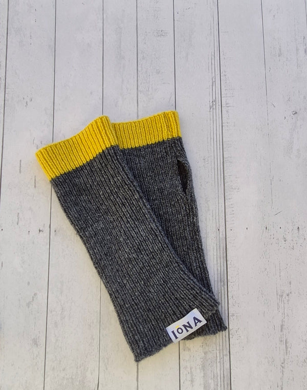 Ribbed Wrist warmers