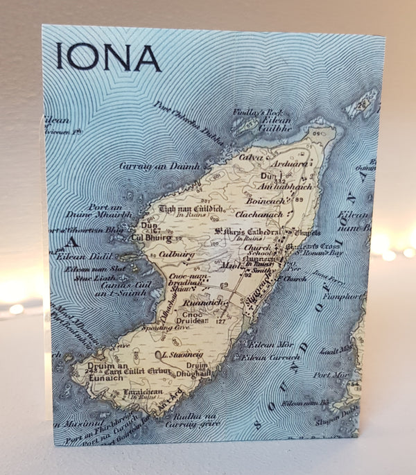 fridge magnet with iona map image
